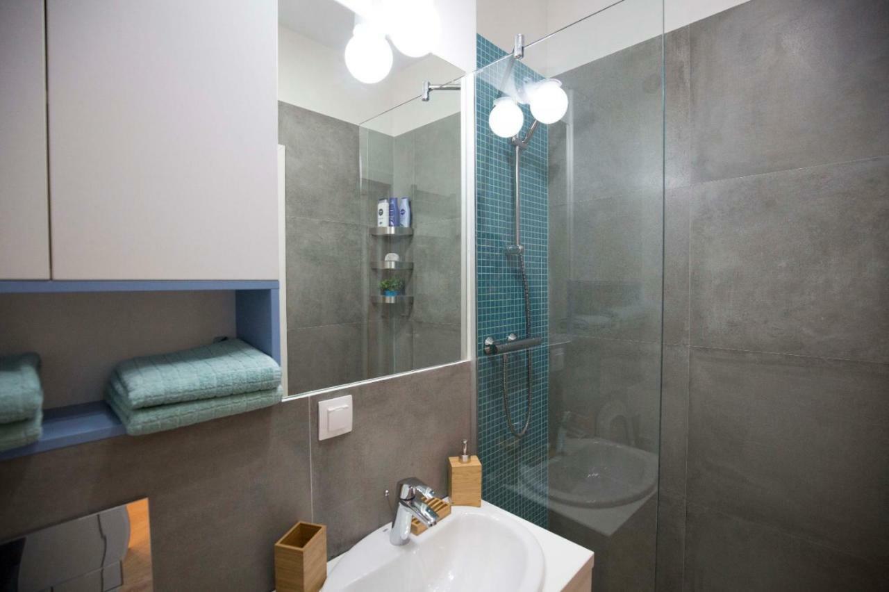 Ideal Apartment Bucharest Luaran gambar